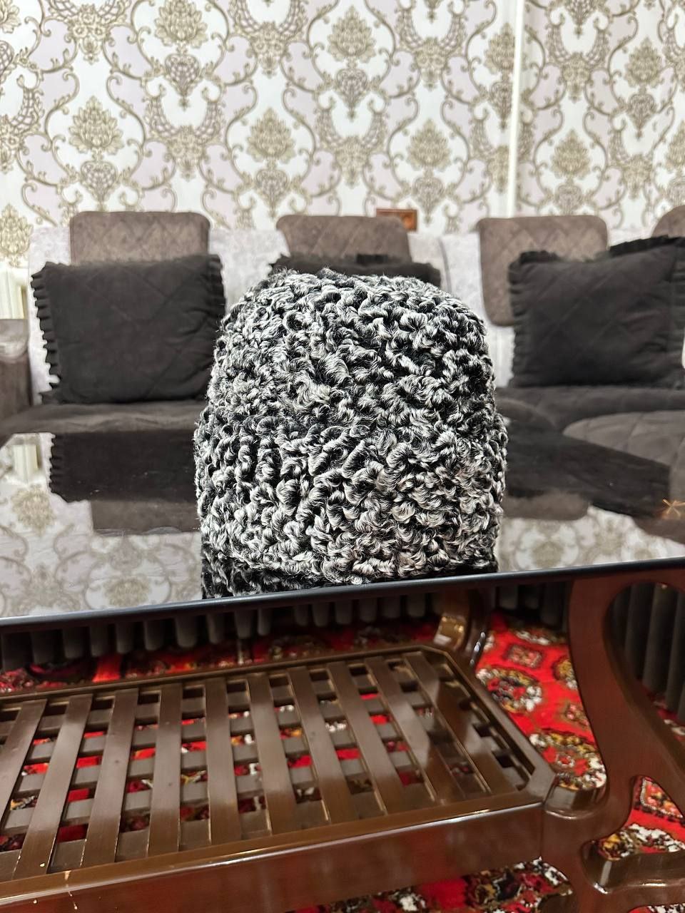 Головной убор из золотисто-серого меха («Байарка») - Просмотр 1